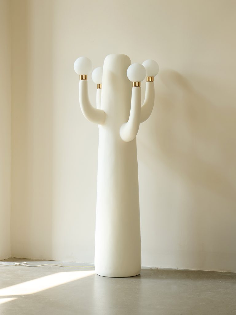 floor lamp off.jpg