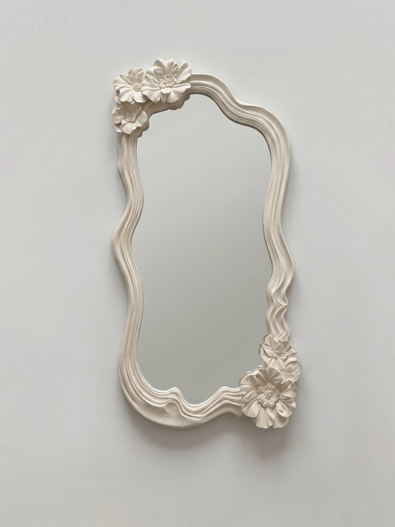 round mirror.jpg
