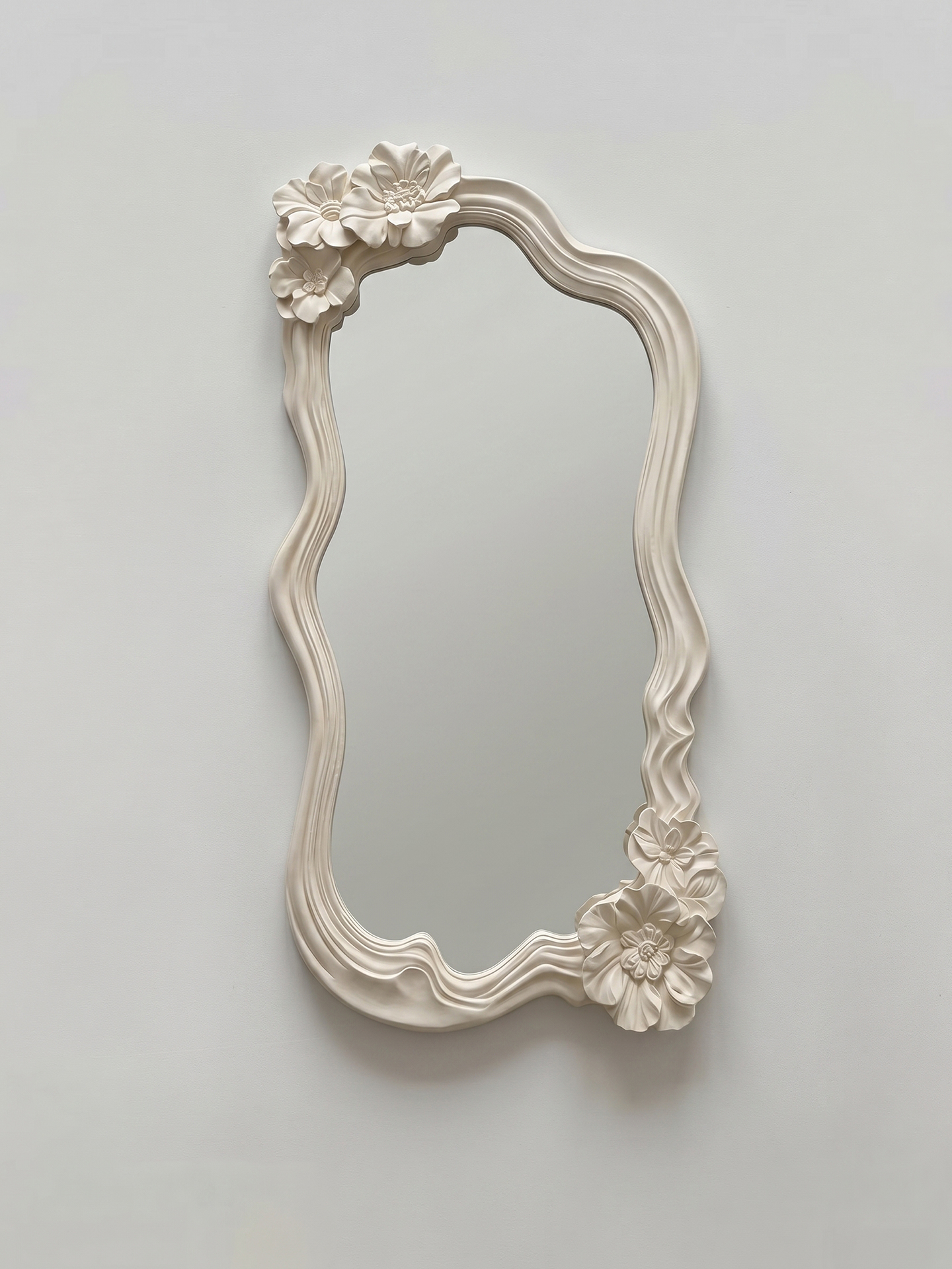 Round mirror
